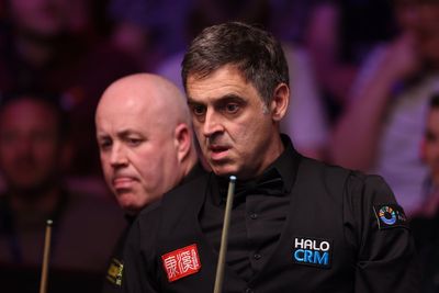 ‘Pretty evil’ Ronnie O’Sullivan opens up lead against old foe John Higgins