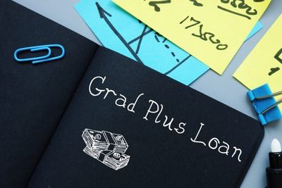 2026 Grad PLUS Reality Check: Why Transparency Rules Are Changing How Students Choose Degrees