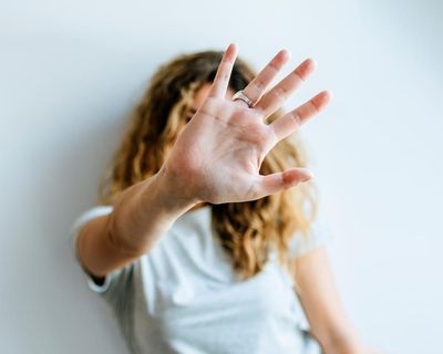 Lena Dunham is right that fame is toxic. Unfortunately, we’re all famous now