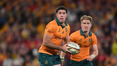 Giteau's No.10 plea, query of Wallabies' forgotten man