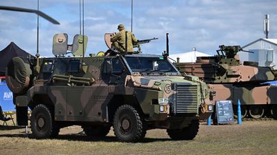 Billion-dollar boost to build, upgrade defence vehicles