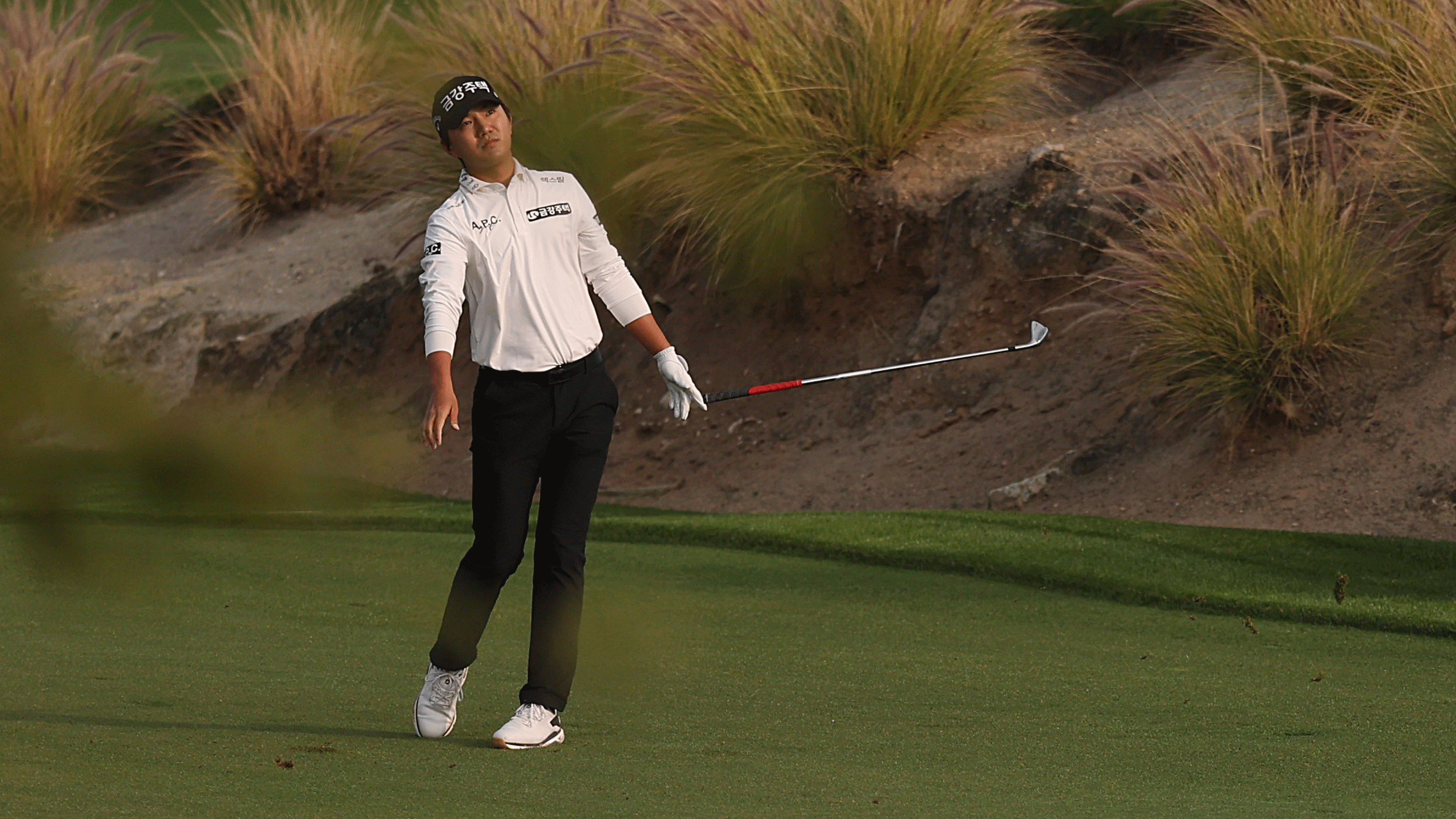 Tour Pro Disqualified After Hitting Six Shots 'Off A Cliff' And Running Out Of Balls