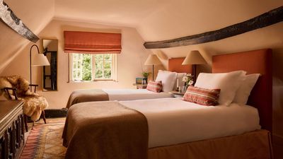 Red and Pink Are the 'Joyful' Spring Color Pairing You Need to Know About – Here’s How to Make it Work