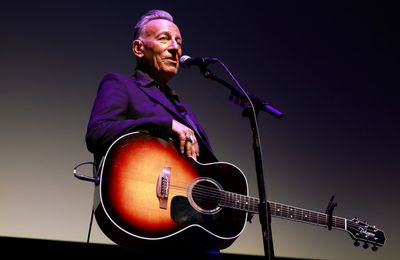 Bruce Springsteen condemns White House Correspondents' Dinner shooting