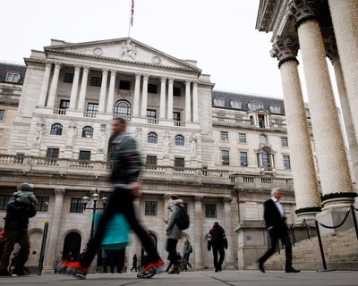 G7 central banks poised to hold borrowing costs amid concerns over prolonged Iran war