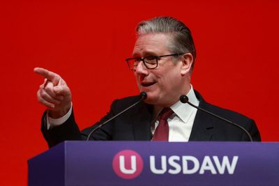 Starmer says ‘tide could be turning’ on shoplifting epidemic