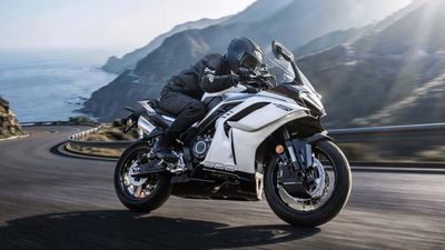 CFMoto Just Built The Sportbike Everyone Forgot They Wanted