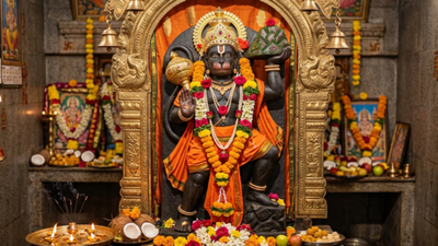 Feeling Stressed? 5 Hanuman Mantras for Strength & Protection