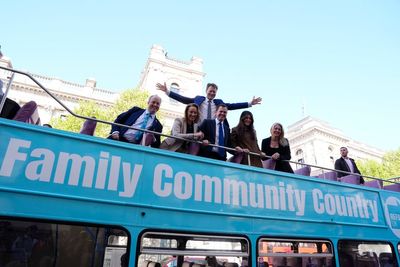 Reform UK bus and taxi the only vehicles at Jenrick’s ‘national fuel protest’ as march called off