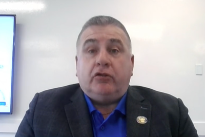 Ex Secret Service agent says Trump should have fewer cabinet members at events in wake of DC shooting