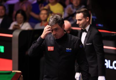 World Snooker Championship: Ronnie O'Sullivan stunned as John Higgins produces incredible comeback