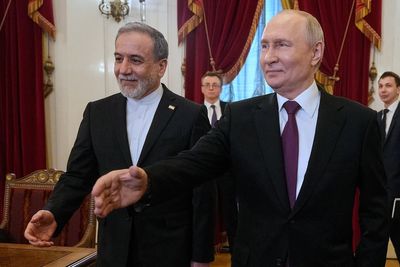 Putin vows to help Iran in talks with the US ‘to ensure that peace is achieved’