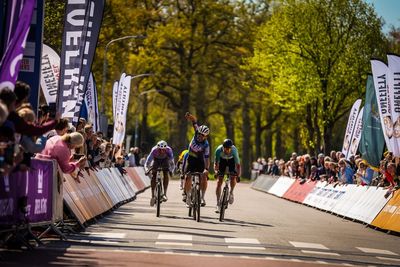 UCI Gravel World Series: Romy Kasper and Kamiel Notebaert win at Gravel One Fifty