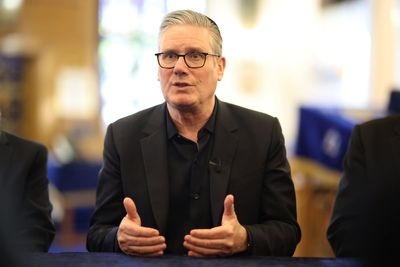 Starmer urges Labour MPs to vote against parliamentary probe into Mandelson row