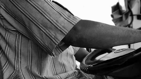 ‘They saved my life’: Mississippi bus driver blacks out on a four-lane highway. The 40 kids on board did something no adult told them to do