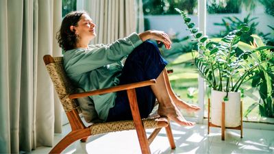 Forget changing your bedtime routine - sleep scientists love this hack for tricking the brain into better sleep