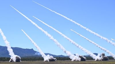 Stealth bombers urged as cover for nuclear submarines