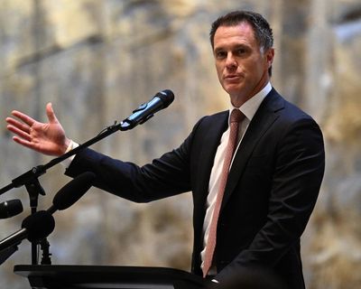 After blows to his anti-protest laws, Minns considers retreat from ‘globalise the intifada’ ban