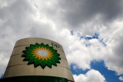 BP profits more than double as oil trading booms on soaring crude prices amid Iran war