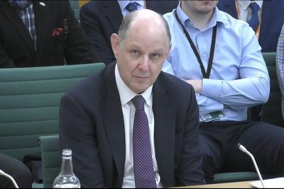 Starmer’s ‘due process’ claim over Mandelson job not backed by ex-official