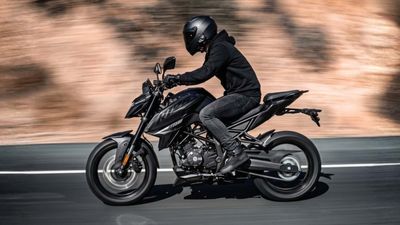 This 125cc "Sportbike" Might Be The Most Overqualified Beginner Motorcycle Around