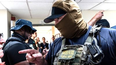 68yo Ohio cop hired and trained by ICE, then told by email he’s ‘too old’, wants $40k compensation
