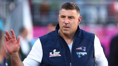 Unfortunately Timed Magazine Cover Names Mike Vrabel Most Influential Bostonian