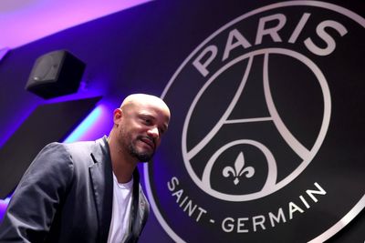 Why is Vincent Kompany not on the touchline for Bayern Munich vs PSG today?
