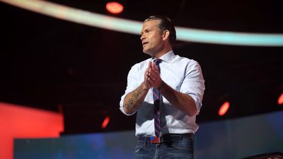 Your tax dollars has just taken Kid Rock on a 10-minute Apache helicopter ‘joyride’ while Pete Hegseth called him a ‘patriot’