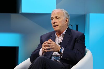 Ray Dalio warns the U.S. is already in stagflation, and a Fed that loses credibility would make it worse
