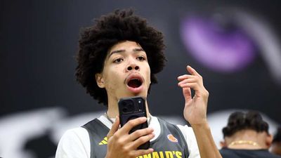 Tyran Stokes, No. 1 Prospect in 2026 Class, Announces Commitment to Kansas Live on ESPN