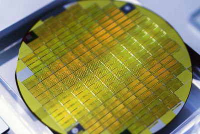 Scientists create electronic devices that function reliably at extreme temperatures from 500 degrees Celcuis to absolute zero — advanced semiconductor material unlocks new possibilities in space tech and quantum computing