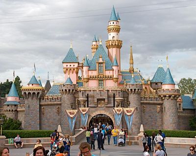 Mickey Mouse is watching you: Disneyland deploys facial recognition
