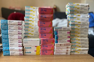 Common antidepressant recalled after patient finds wrong medication in pack