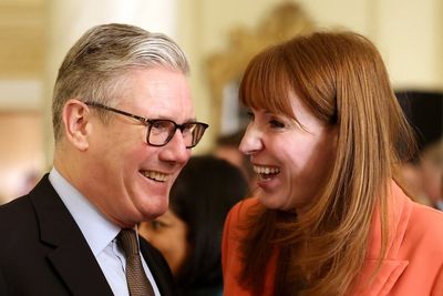 Starmer ‘offers Rayner Cabinet job’ in bid to avert coup after Mandelson vote