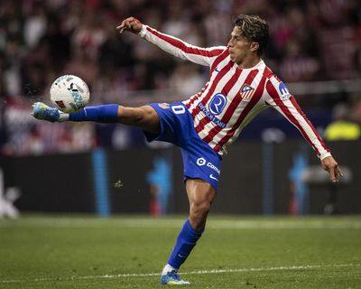 Giuliano Simeone follows in father’s footsteps to his Atlético destiny