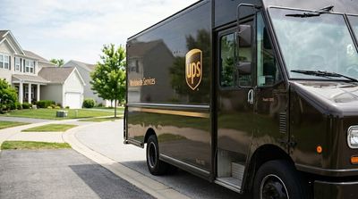 UPS Stock Reversal Is Backed by Institutions—And a 6% Yield