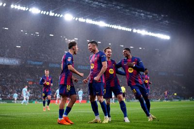 Barcelona push for rival side raid ahead of Lewandowski exit: report