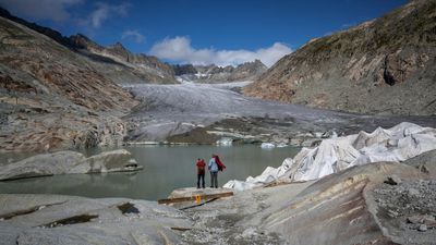 Europe hit by record heat, glacier loss and marine extremes: report