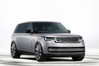 Range Rover SV Ultra turns luxury up to 11 with concert-hall sound on wheels