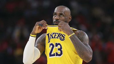 Why LeBron James Doesn’t Want to Be Like Dwyane Wade and Carmelo Anthony When He Retires