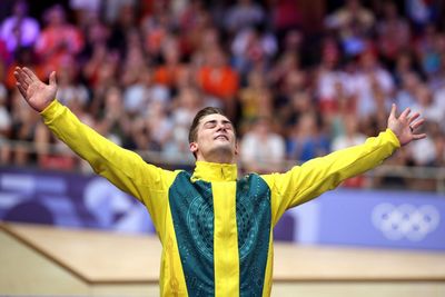 'Track cycling icon' Matthew Glaetzer announces retirement and new career as a firefighter