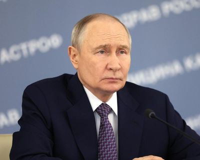 Trump and Putin discuss Iran war and float temporary Ukraine ceasefire in call