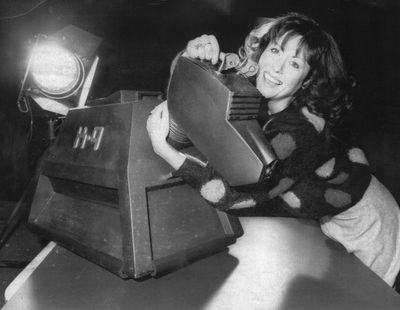 20 Years Ago, The Oldest Sci-Fi Show Cemented Its Complex Canon