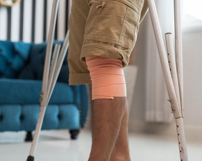 Knee surgery for cartilage damage does not benefit patients, study suggests