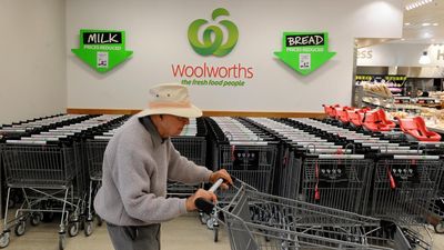 Food giant sounds the alarm: shoppers are struggling