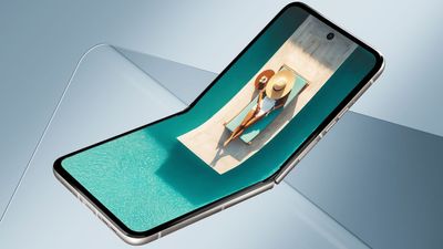 Motorola’s new Razr turns Google Photos into a stylist and a memory hub