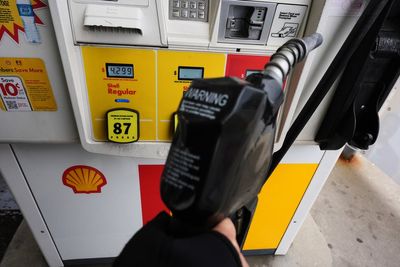 Iran mocks Trump over rising oil price as it skyrockets past $125: ‘Next stop $140’