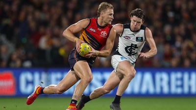 Crows rally around skipper ahead of derby clash