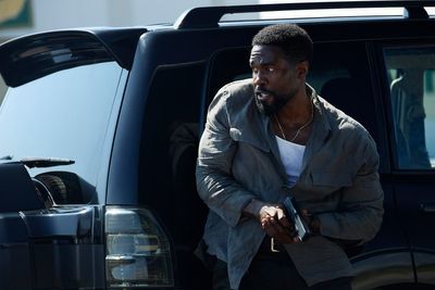 22 Years Later, Netflix Just Released A Disappointing Remake Of An Underrated Denzel Washington Thriller